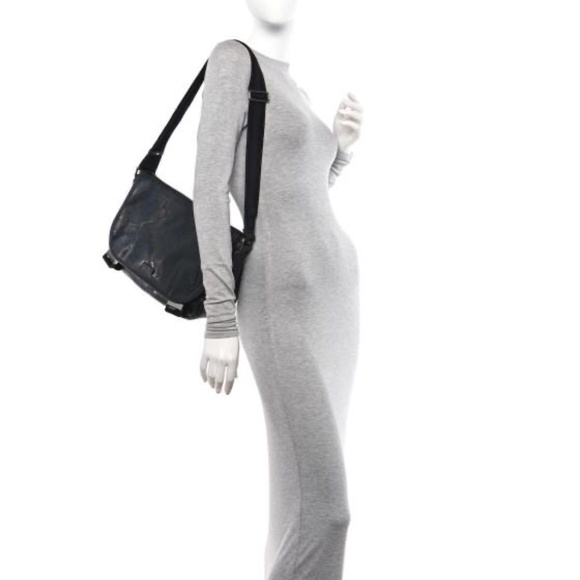 Authentic GUCCI Imprime Monogram Medium Double Buckle Flap Messenger Bag Black - Picture 3 of 16